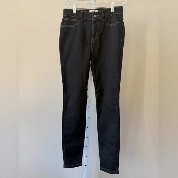Etica Skinny Jeans Size 2 Stretch Denim NWT Slim Leg Dark Wash